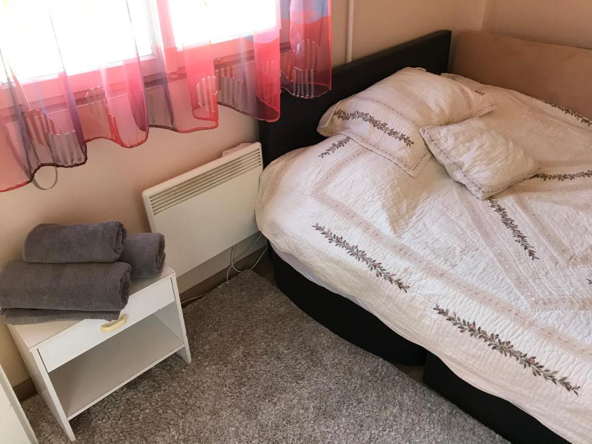 Kertvarosi Kucko Debrecenben! Bagian luar foto